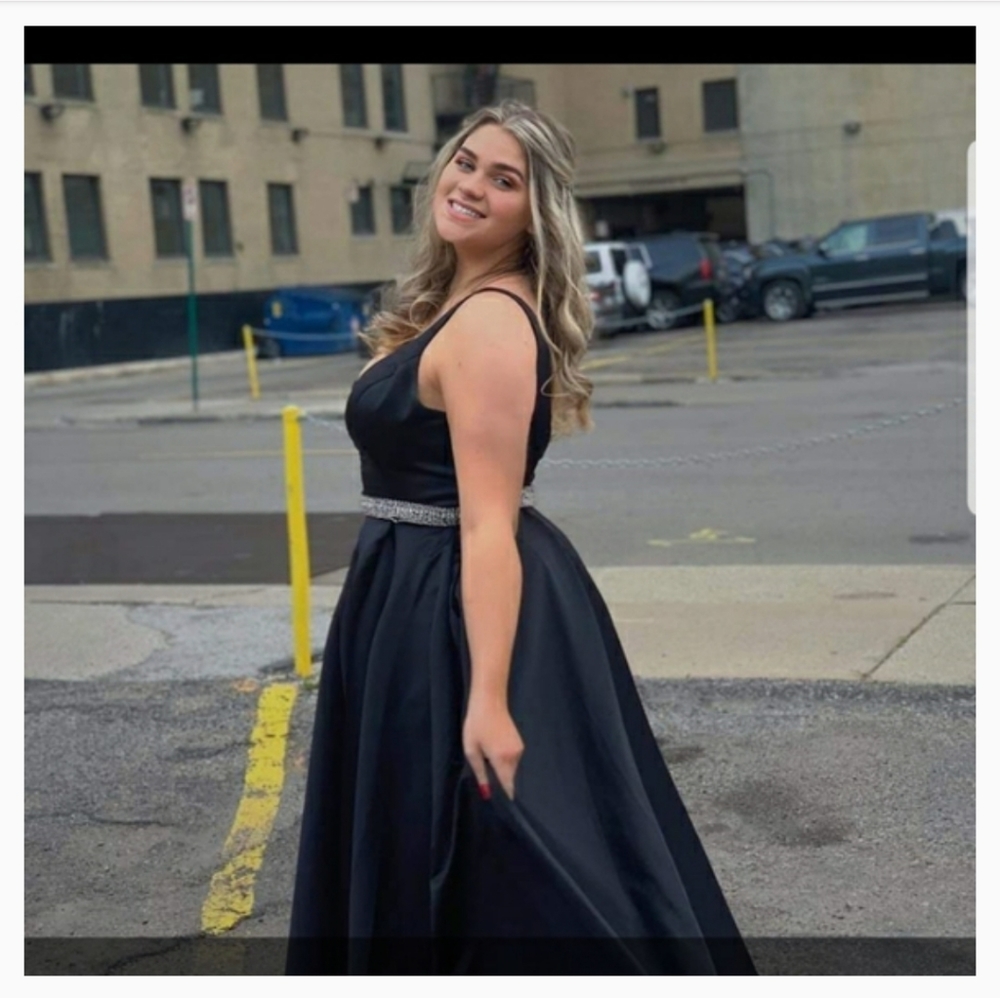 Meet your Posher, Melissa